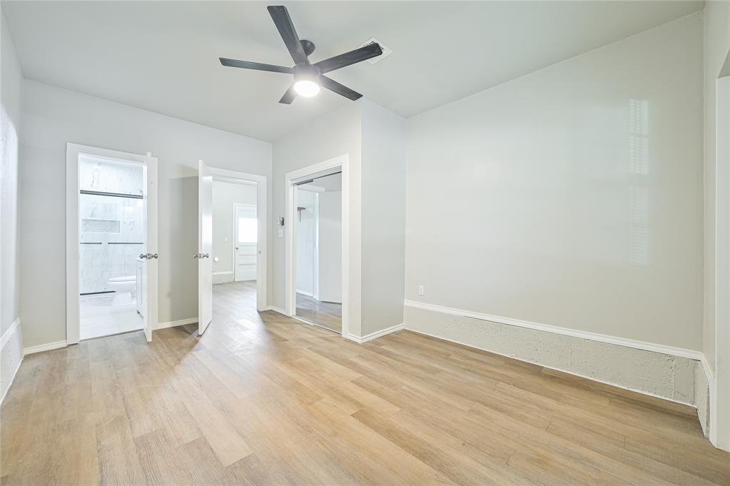1021 W Woodcrest Drive Property Photo 13