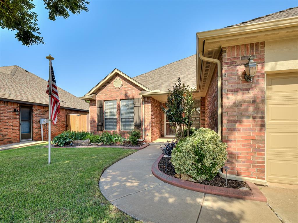 2933 Firewheel Road Property Photo 2