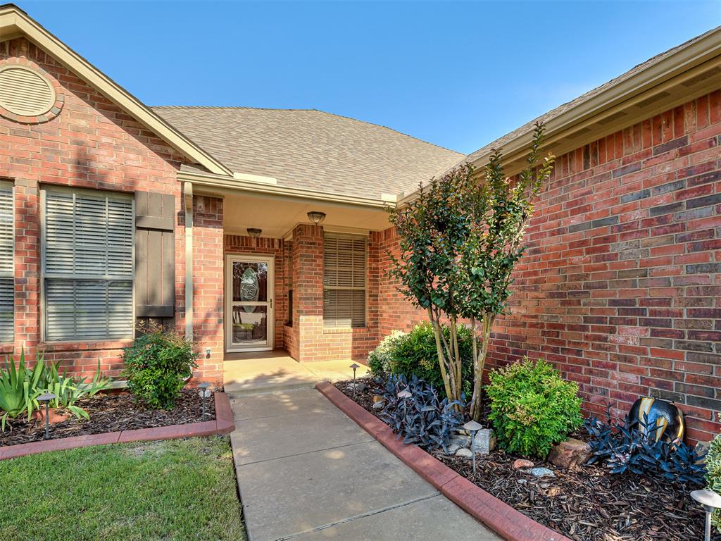 2933 Firewheel Road Property Photo 3