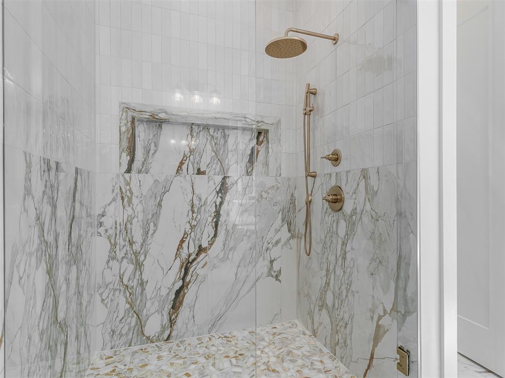 1804 Nw 40th Street Property Photo 13