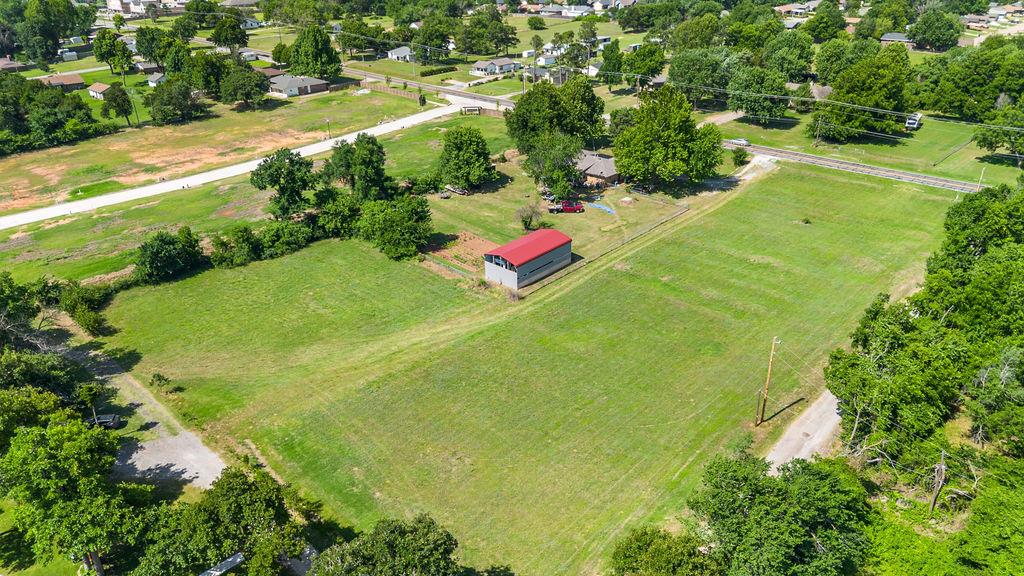 420 N Post Road Property Photo 2