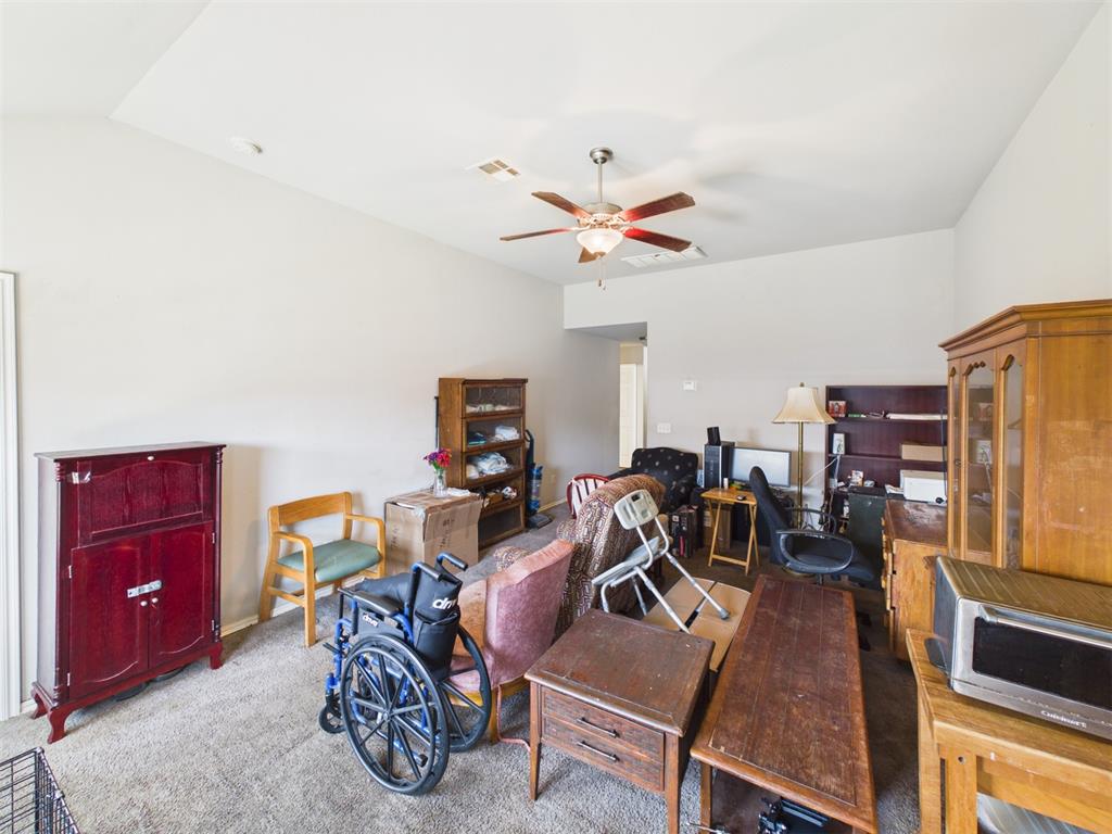 12500 Heritage Oaks Drive Property Photo 4