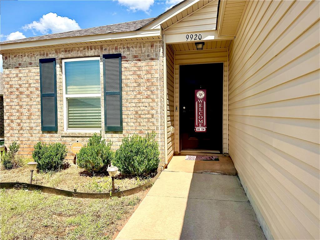 9920 Ruger Road Property Photo 4