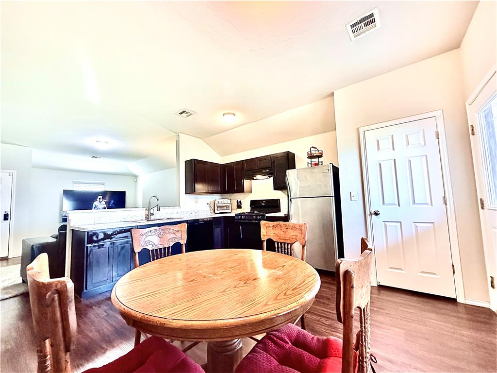 9920 Ruger Road Property Photo 10