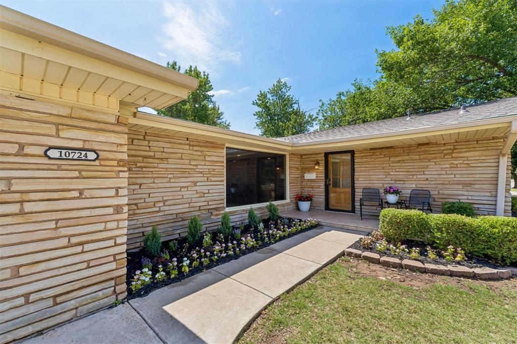 10724 Major Avenue Property Photo 11