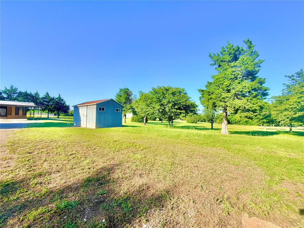 3150 N Bryant Avenue Property Photo 21