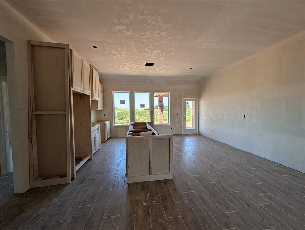 4909 Limestone Drive Property Photo 7