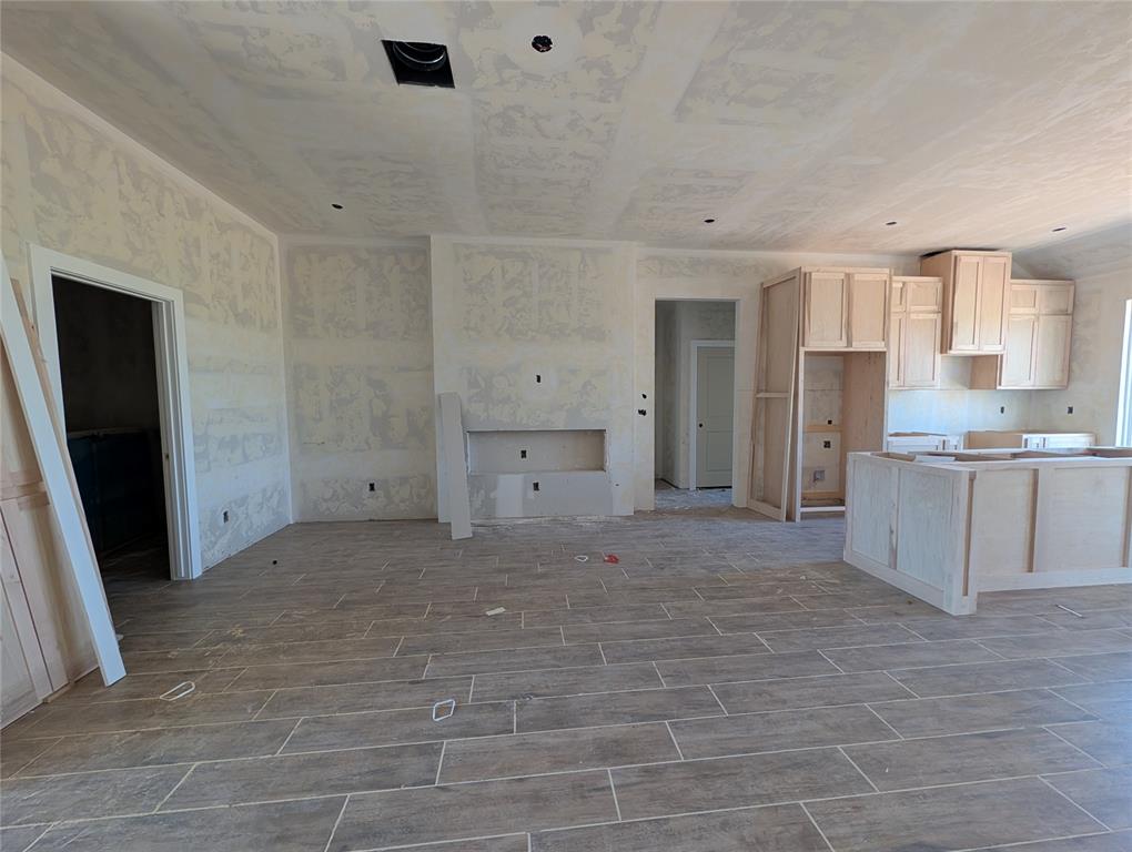 4909 Limestone Drive Property Photo 9