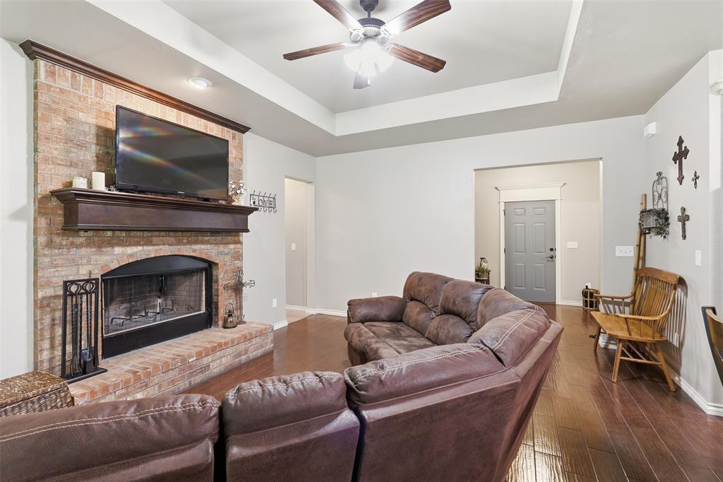20301 Bow Xing Property Photo 9