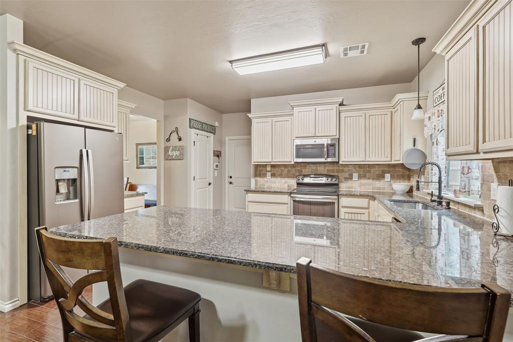 20301 Bow Xing Property Photo 11