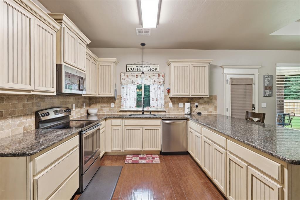20301 Bow Xing Property Photo 12