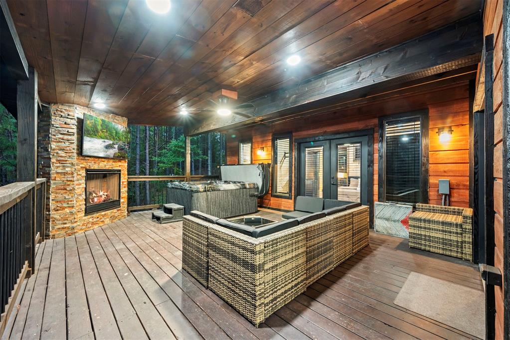 900 Timberline Trail Property Photo 40
