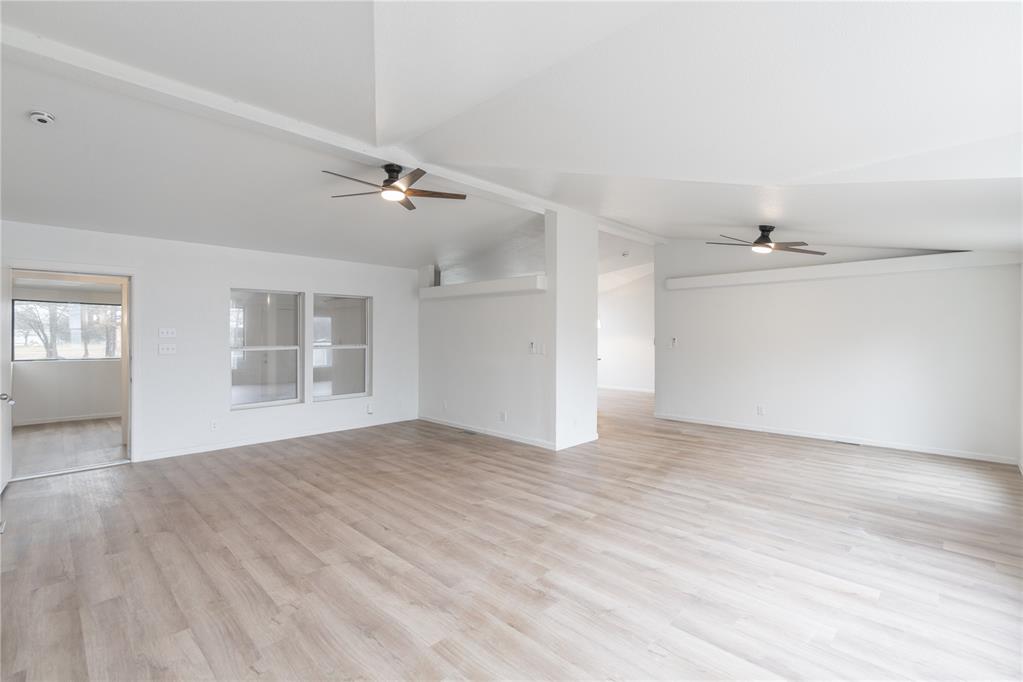 9268 S Ridge Drive Property Photo 9