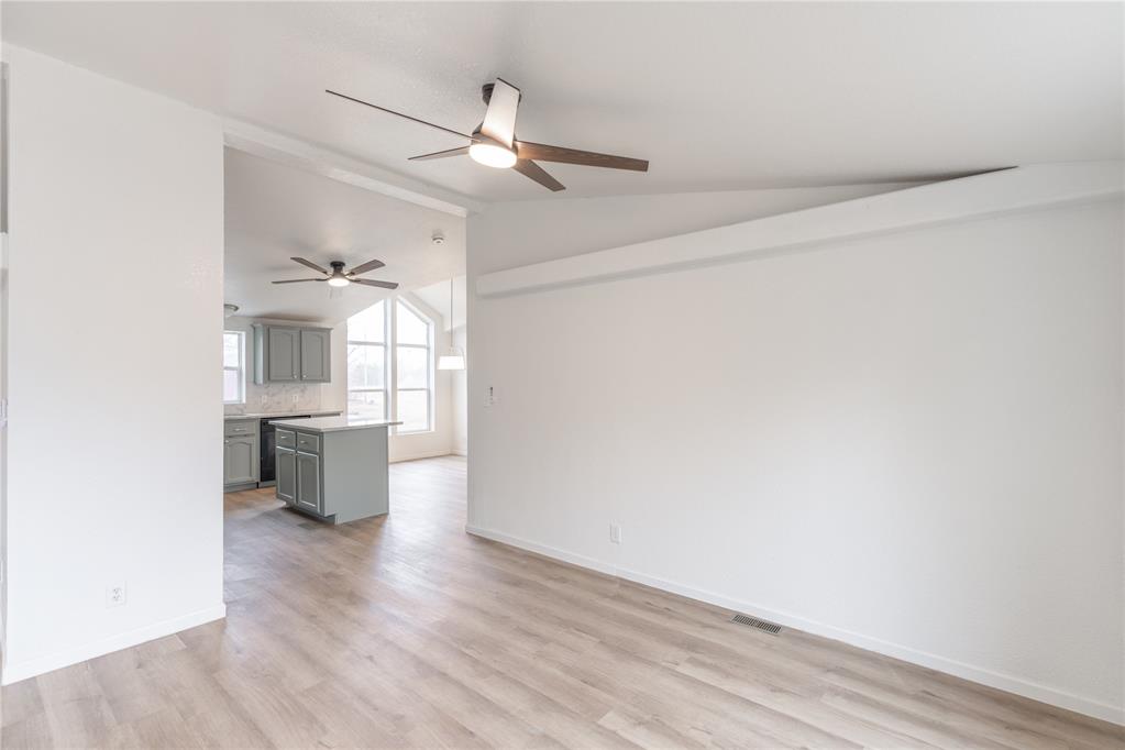 9268 S Ridge Drive Property Photo 10