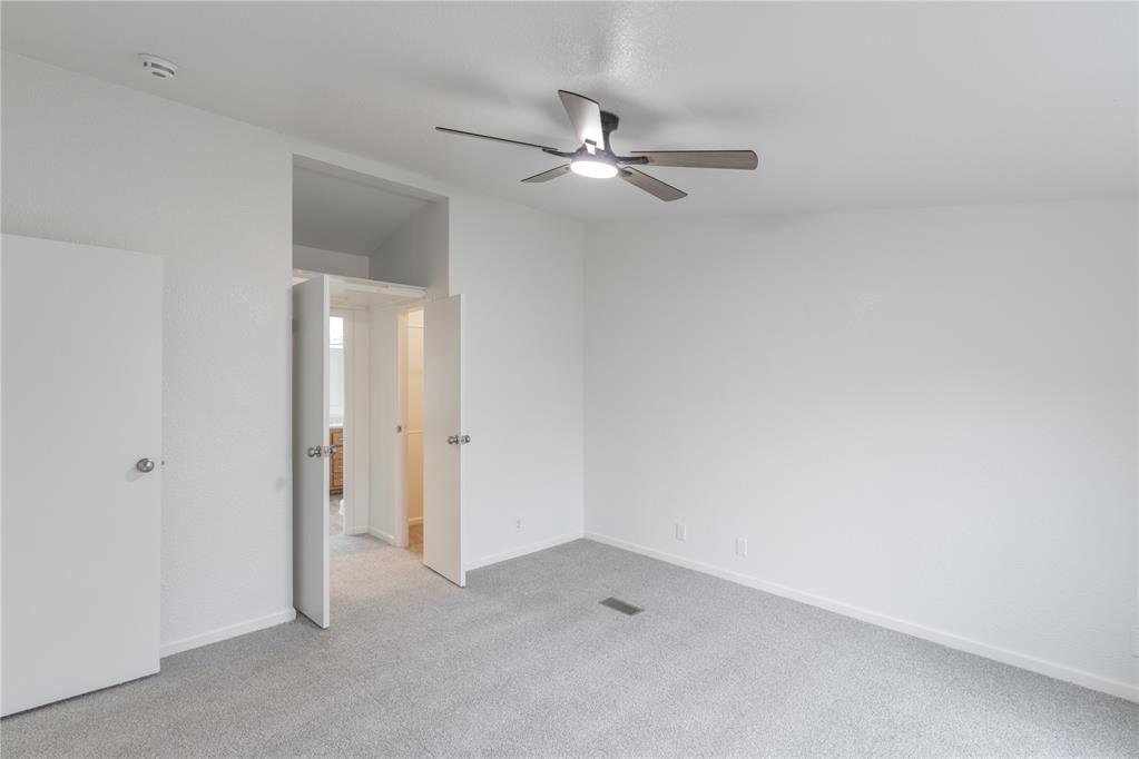 9268 S Ridge Drive Property Photo 18