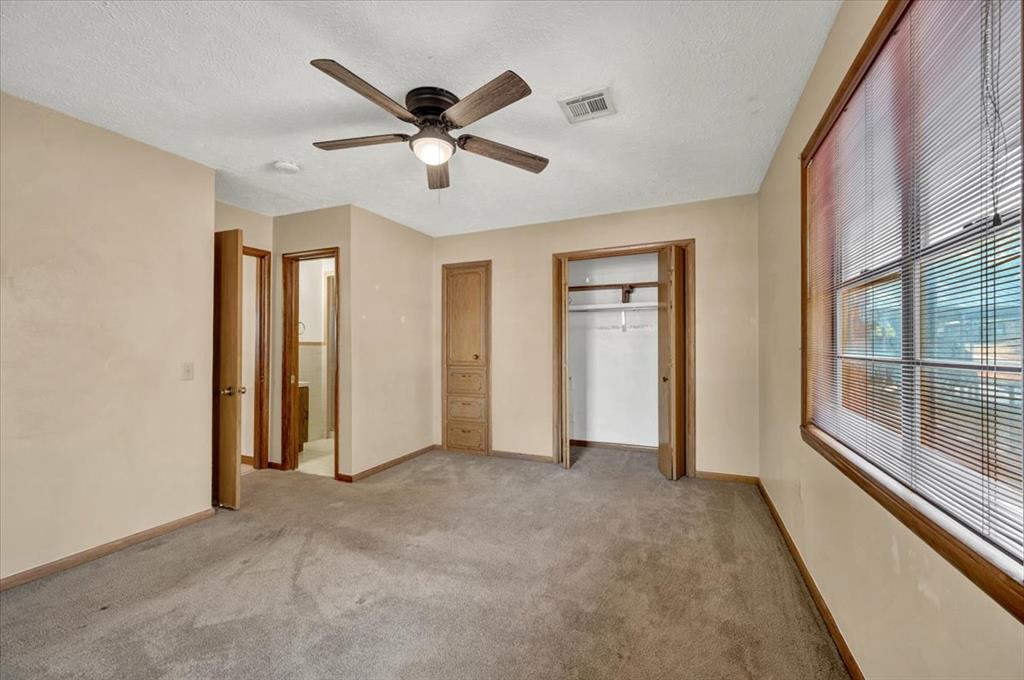 108 W Paul Street Property Photo 21