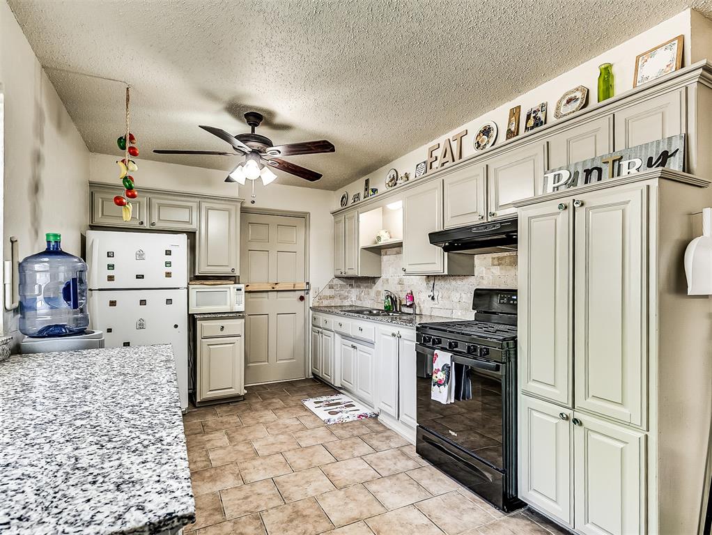 110 Vickie Drive Property Photo 16