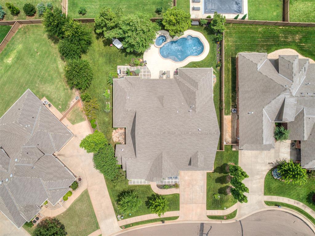3209 Silvercliffe Court Property Photo 6