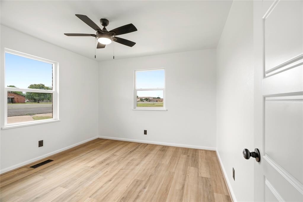 821 N Clarence Nash Boulevard Property Photo 13