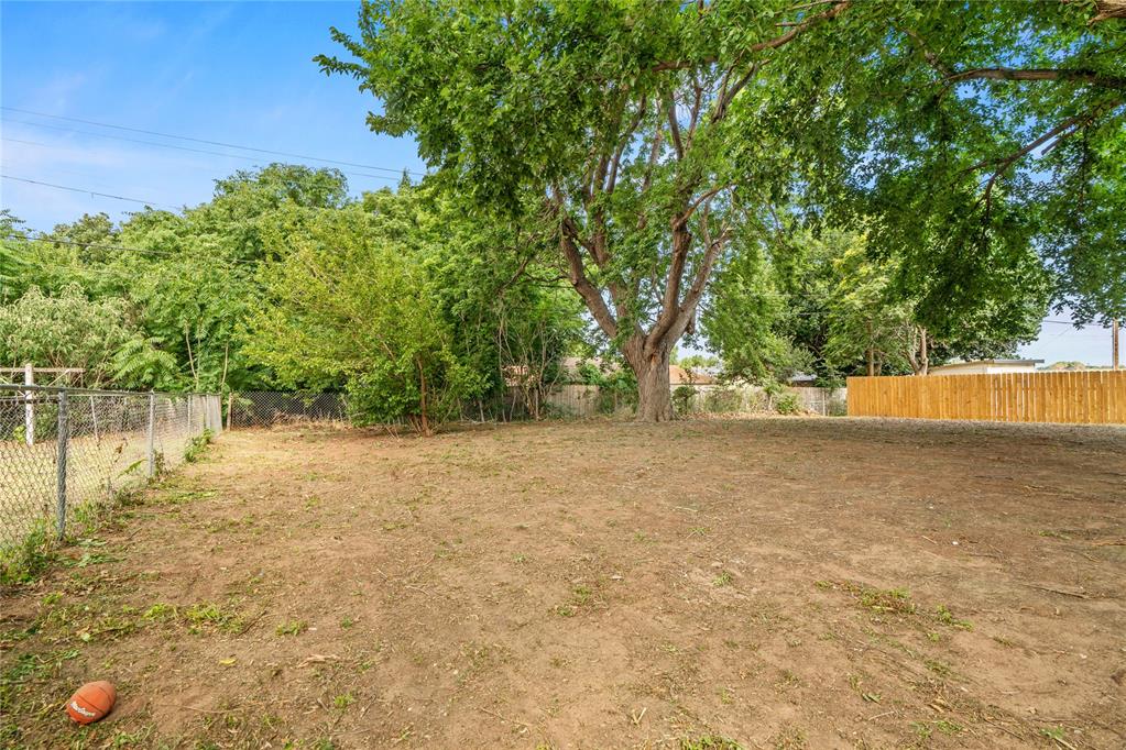 821 N Clarence Nash Boulevard Property Photo 20