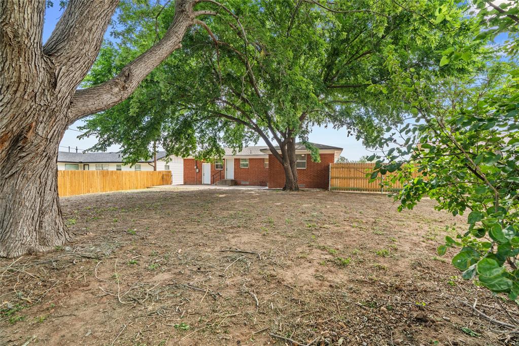 821 N Clarence Nash Boulevard Property Photo 21