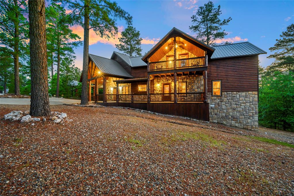 412 W Eagle Mountain Trail Property Photo 2