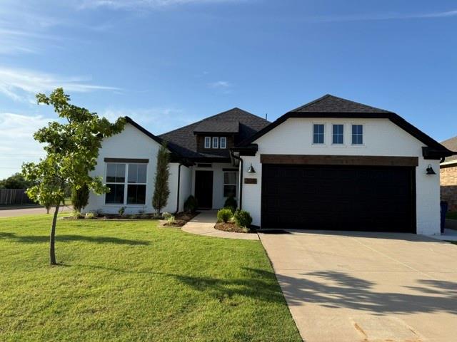 208 E Copper Canyon Avenue Property Photo 1