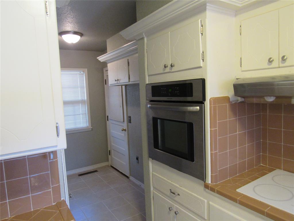 9909 Sunnymeade Place Property Photo 9