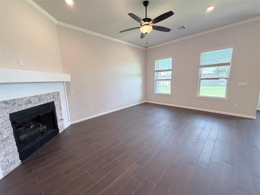 2524 Nw 193rd Terrace Property Photo 5