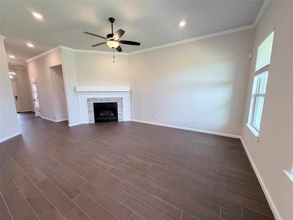 2524 Nw 193rd Terrace Property Photo 6