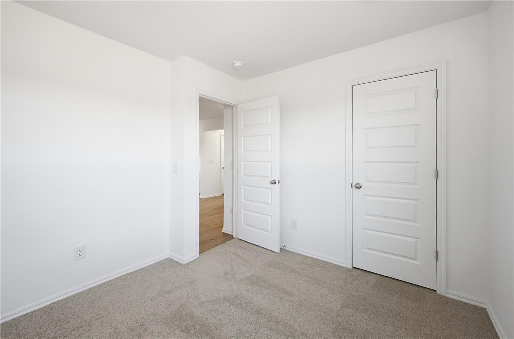 2014 W 30th Place Property Photo 12