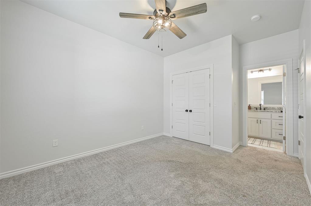 2582 Shady Hollow Drive Property Photo 33