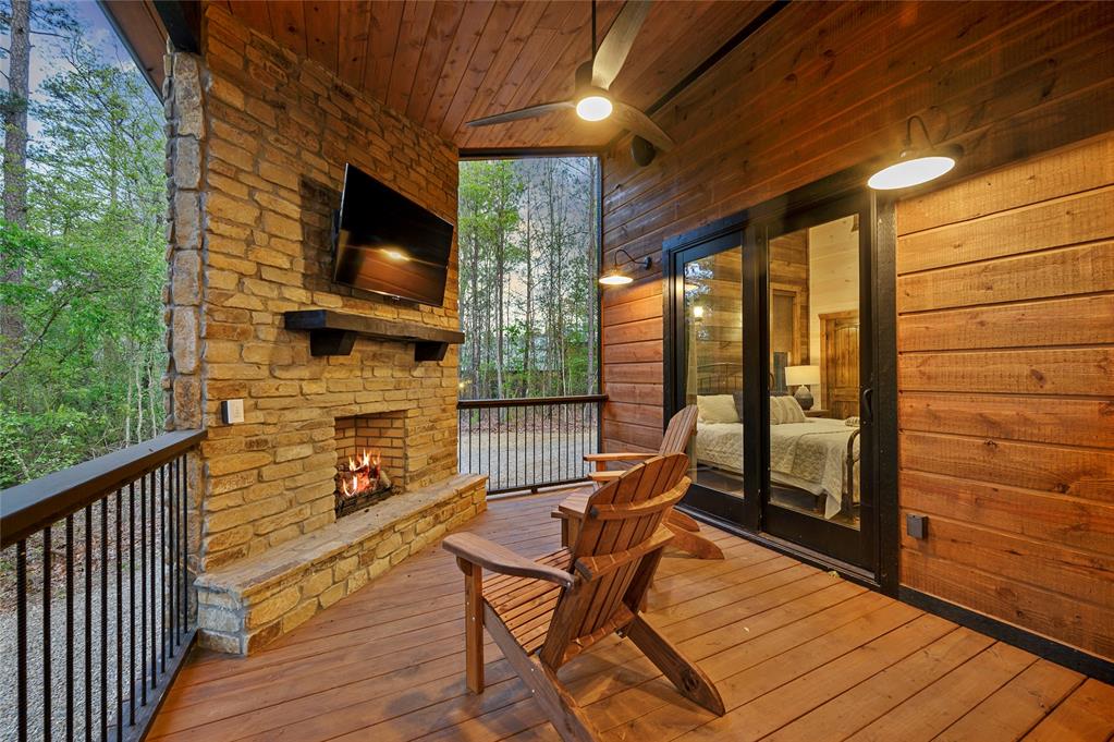 967 Catfish Bay Property Photo 38