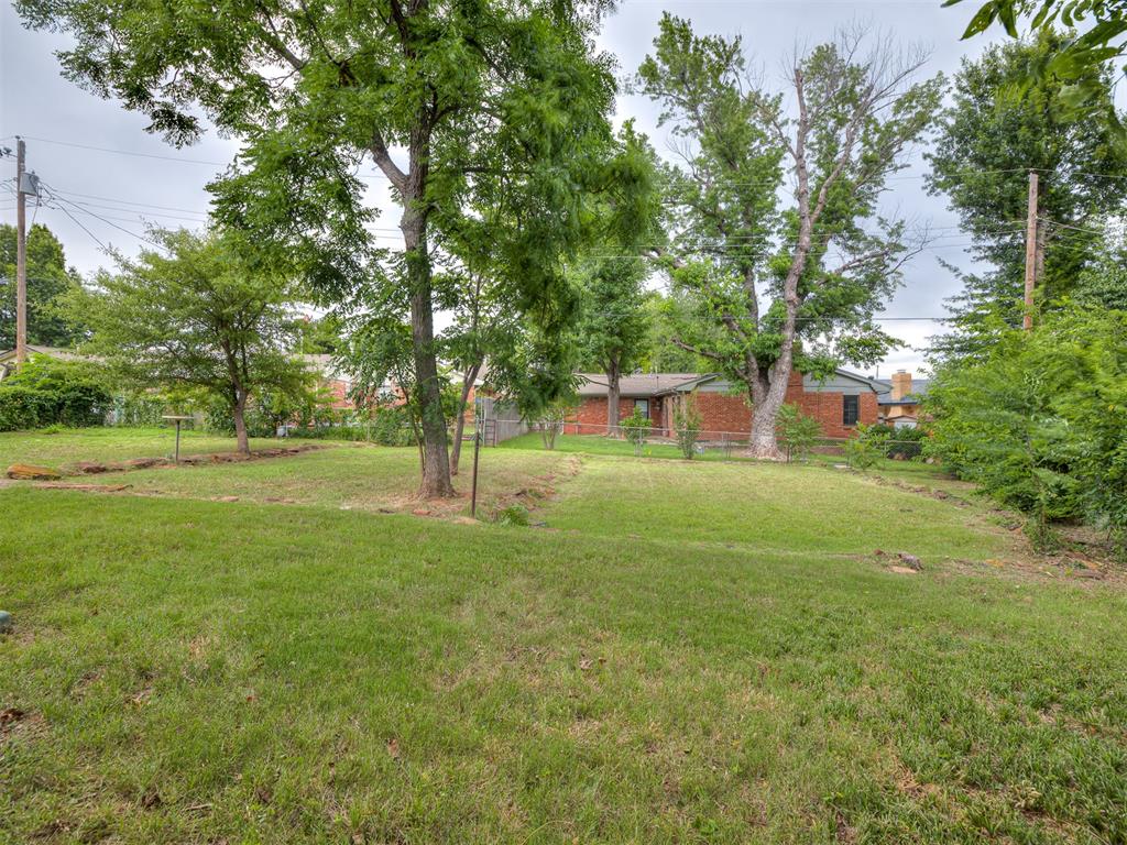 637 E 27th Street Property Photo 37