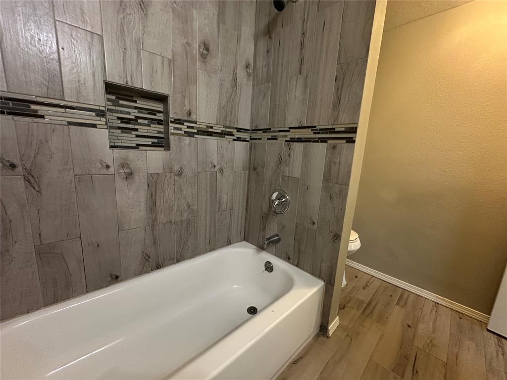 1235147 Property Photo 7