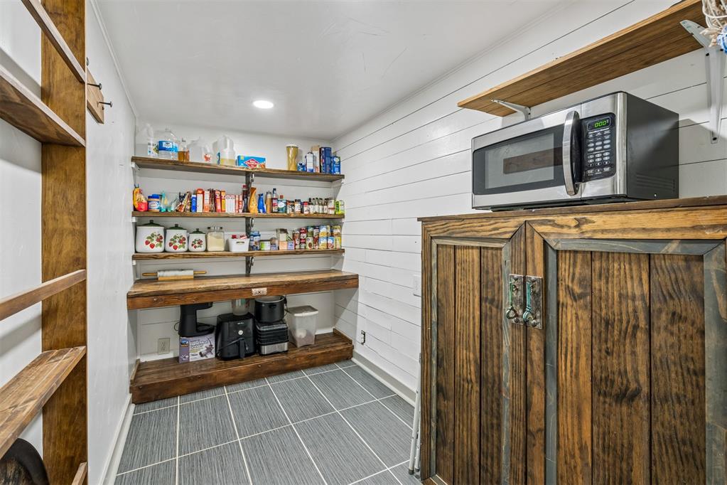 12720 Banner Road Property Photo 12