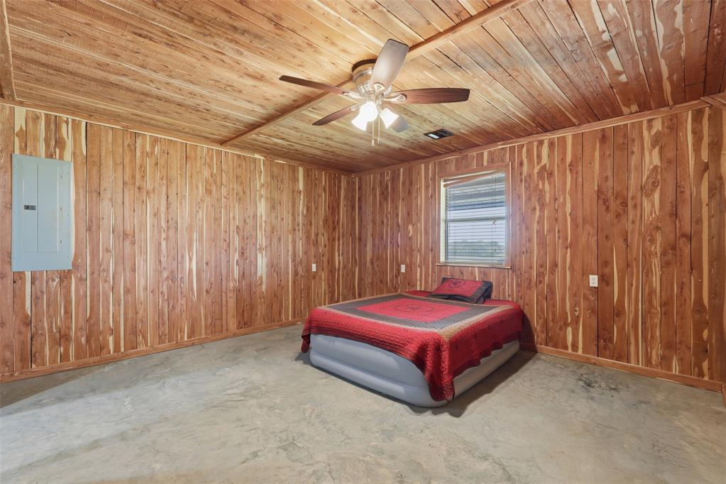 793 County Road 1470 Property Photo 25