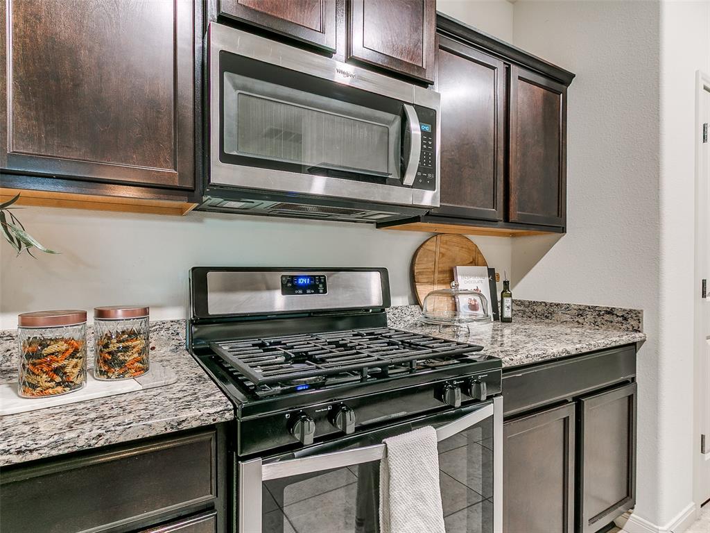 3208 Brookstone Lakes Drive Property Photo 7