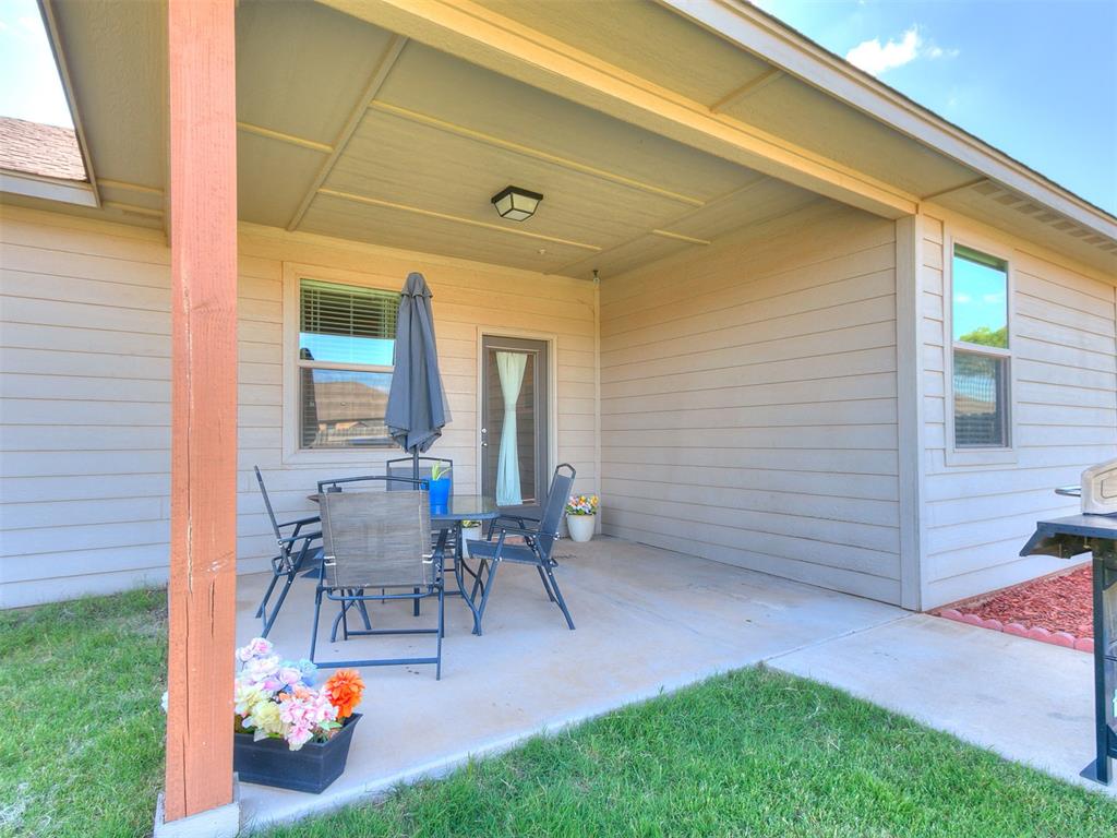 3208 Brookstone Lakes Drive Property Photo 34