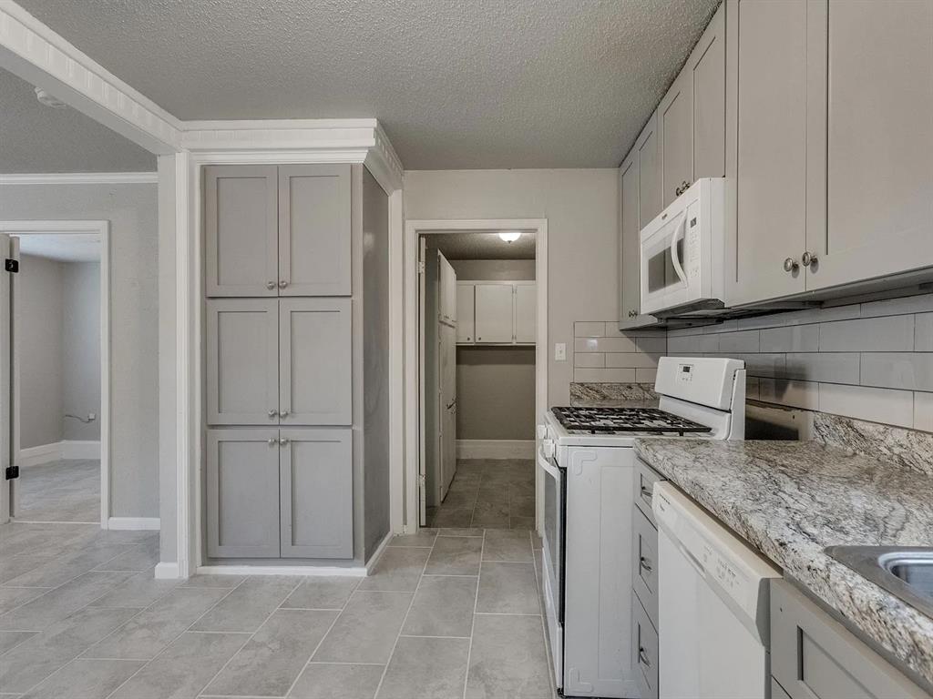 641 Sw 15th Street Property Photo 10