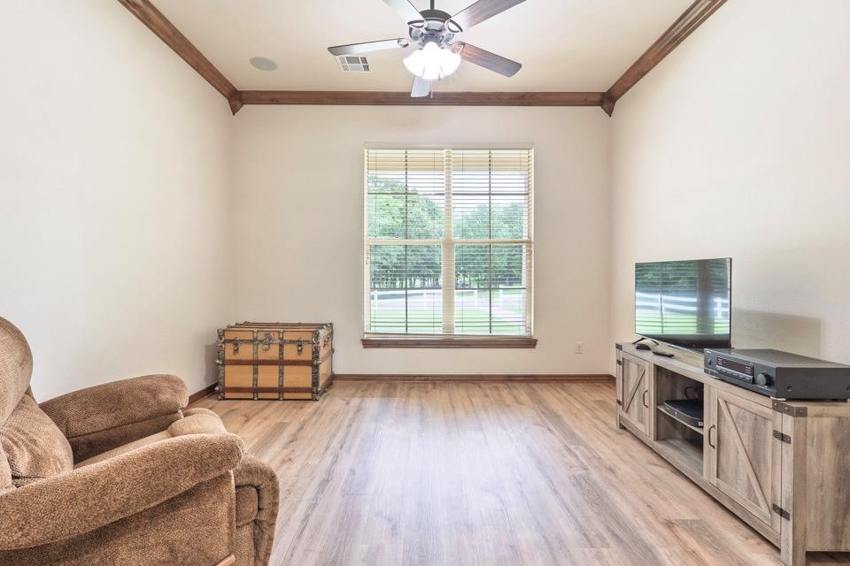 5470 N Bryan Avenue Property Photo 16