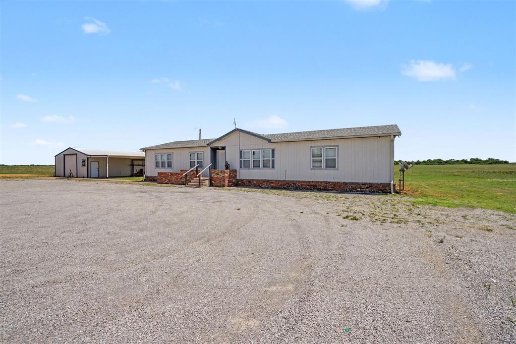 12238 N 1840 Road Property Photo 3