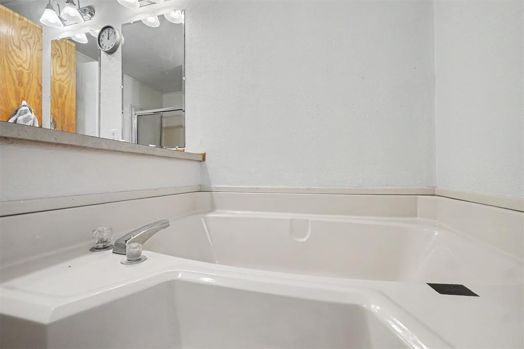 12238 N 1840 Road Property Photo 26