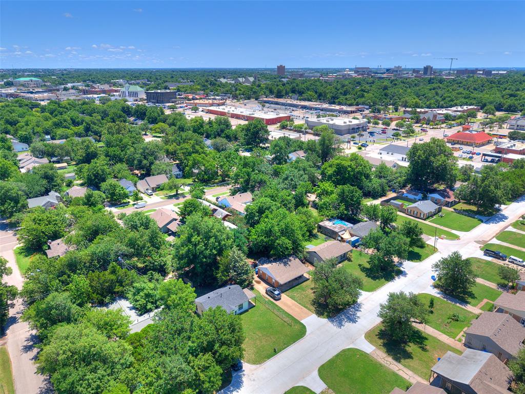 312 N Base Avenue Property Photo 34