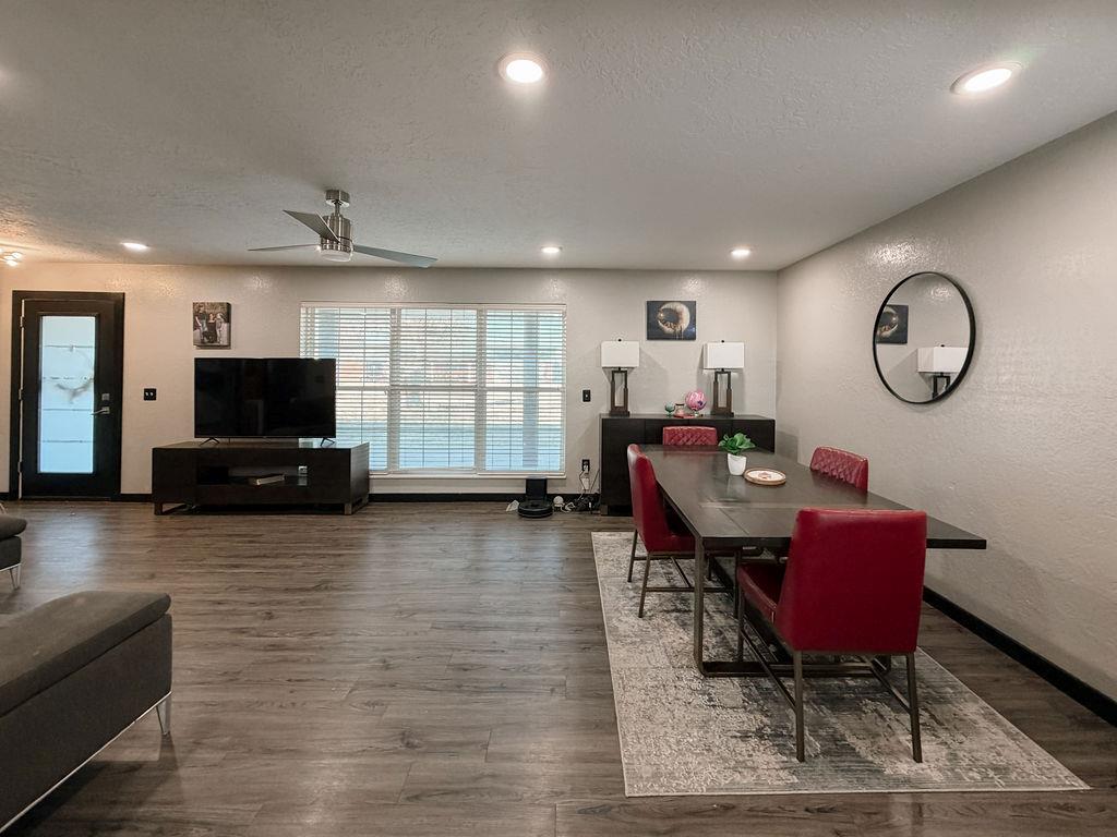 721 N Marion Avenue Property Photo 8