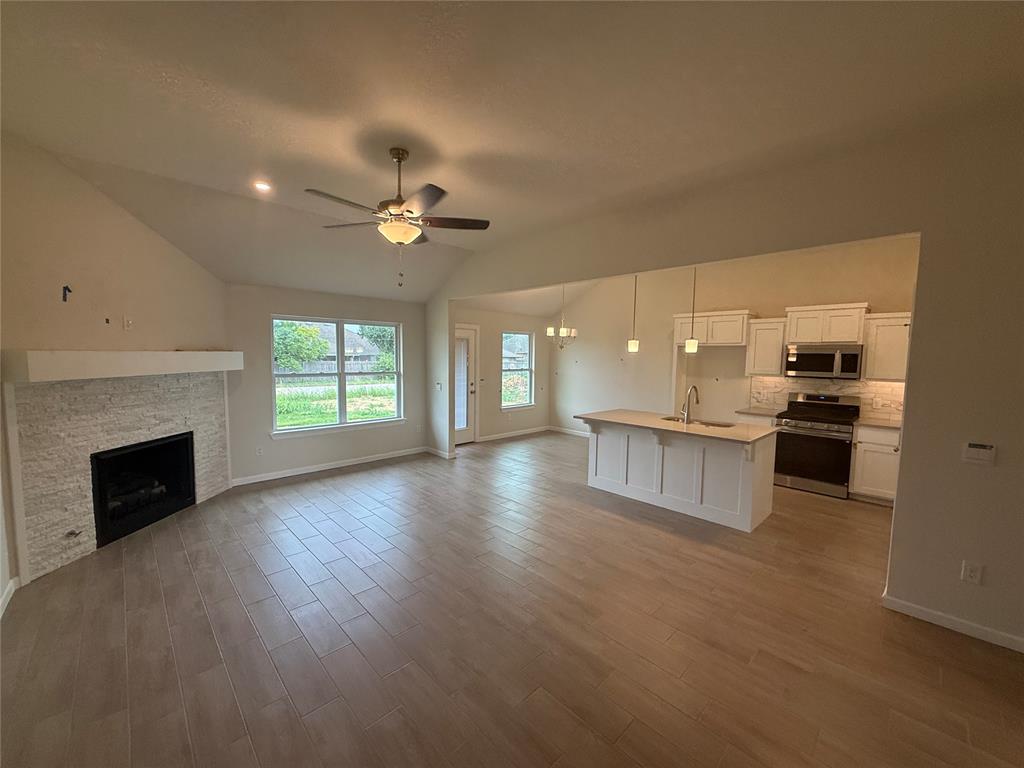 7620 Windstone Drive Property Photo 2
