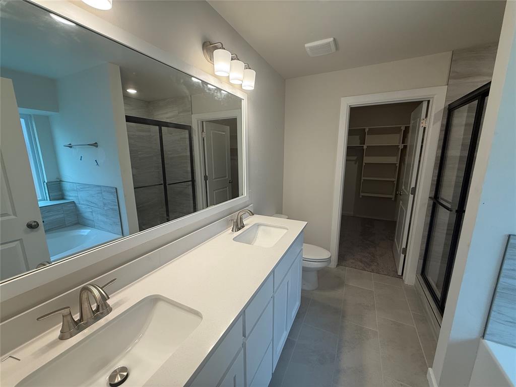 7620 Windstone Drive Property Photo 6