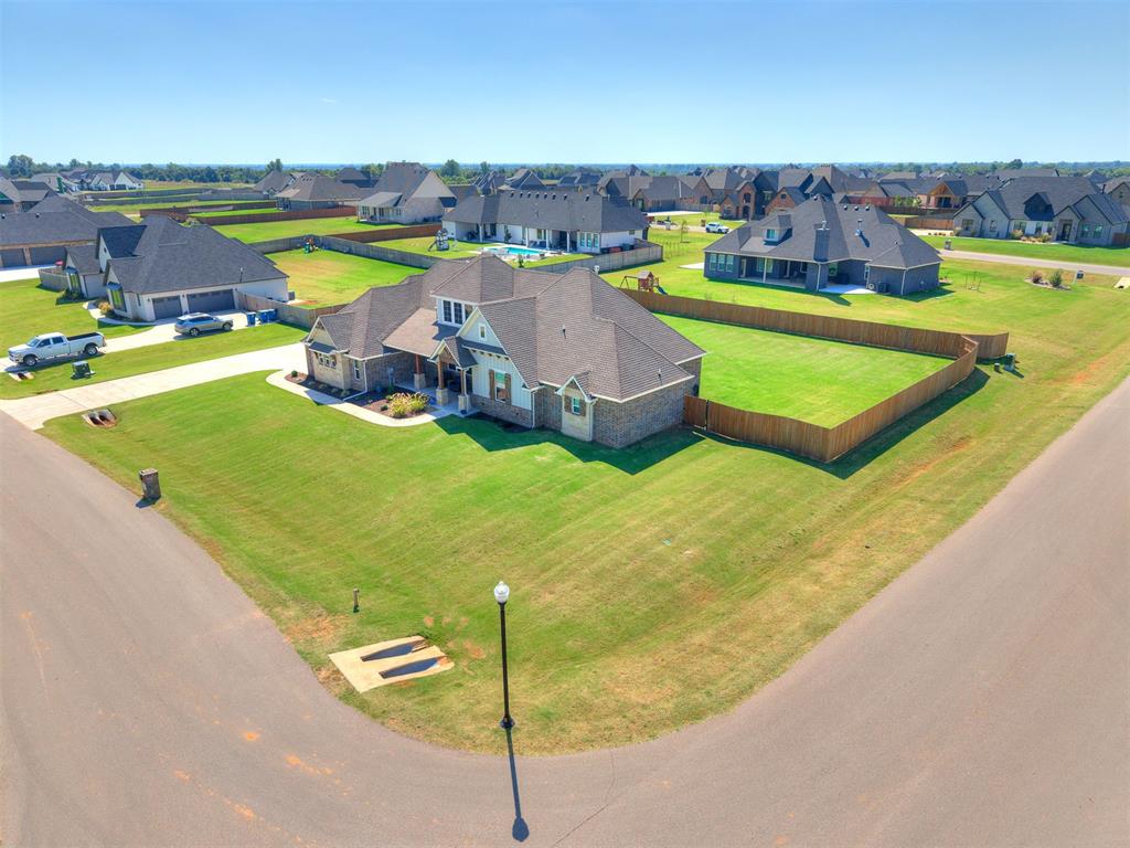 1017 Dorsi Way Property Photo 3