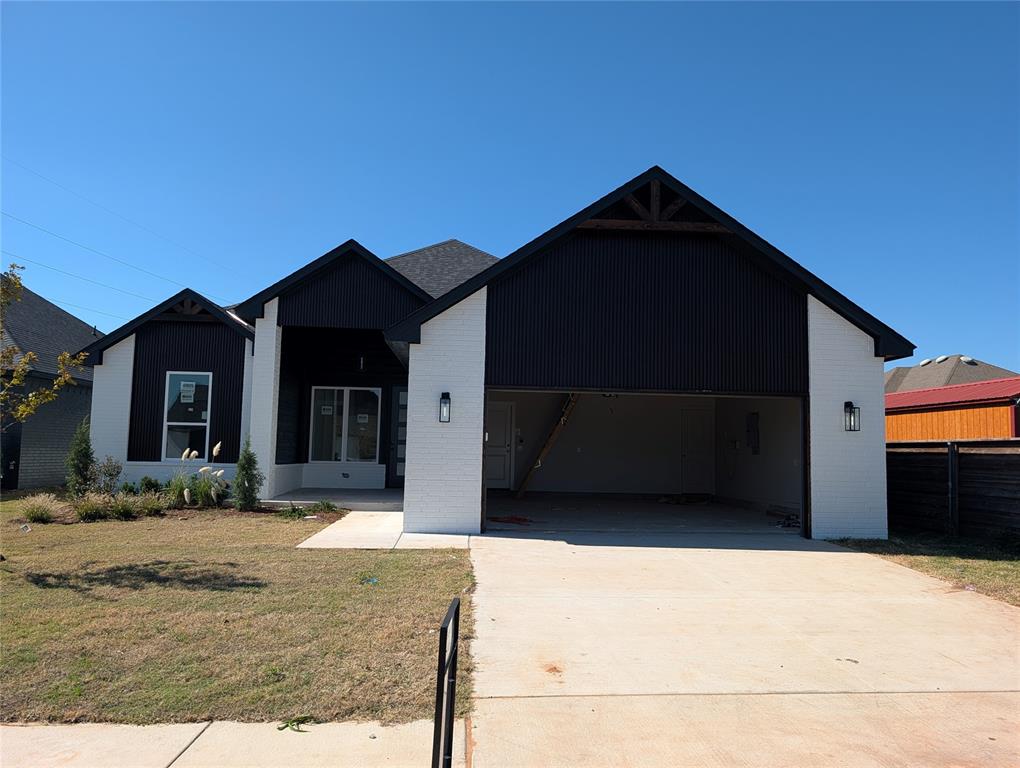 4905 Limestone Drive Property Photo 1