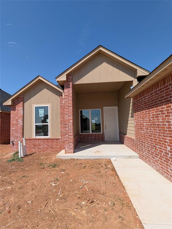 4905 Limestone Drive Property Photo 2